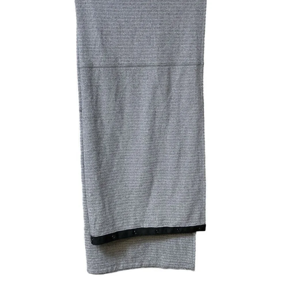 LULULEMON Vinyasa Scarf Gray Herringbone Knit Snap Close 26